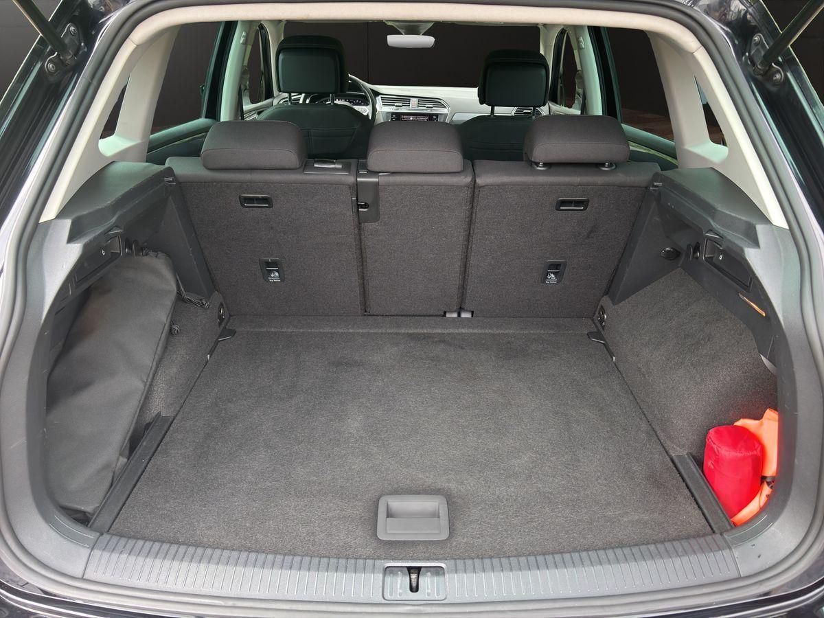 Tiguan Life 2.0 TDI DSG ACC MATRIX-LED RFK