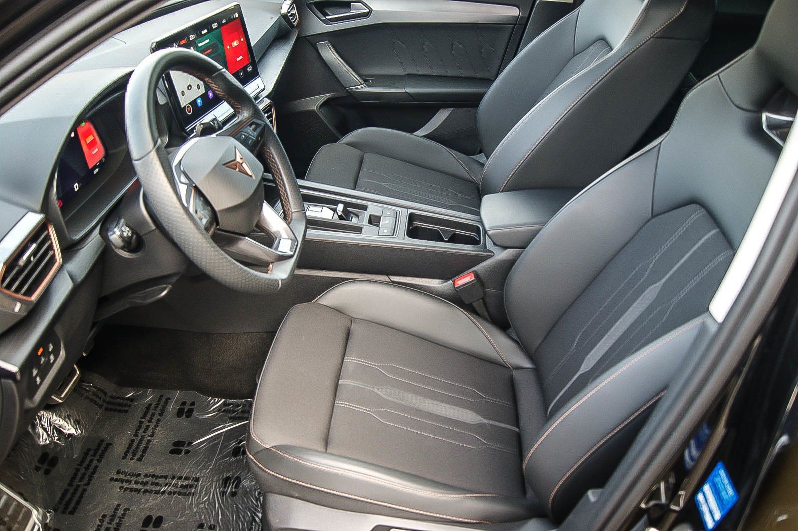 Fahrzeugabbildung CUPRA Leon Sportstourer e-HYBRID VIRTUAL ACC XL 1HAND