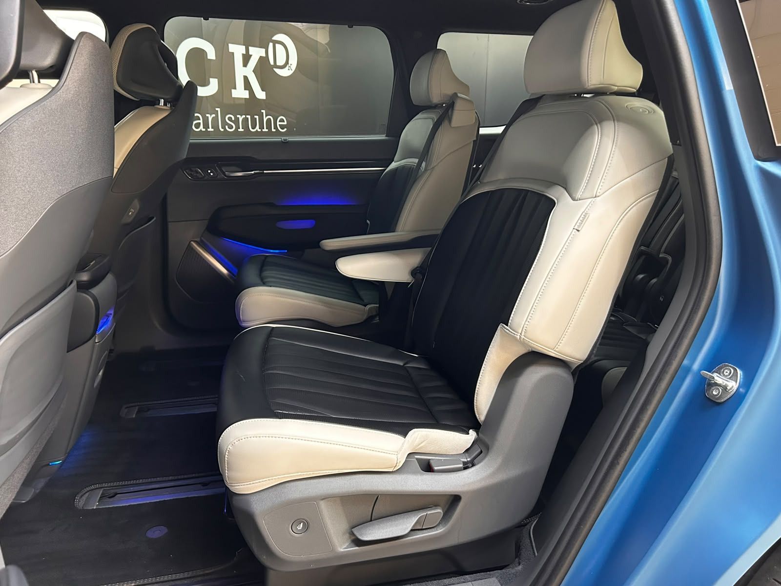 Fahrzeugabbildung Kia EV9 GT-Line Launch Edit PANO+HEAD+LED+ACC+WP+360