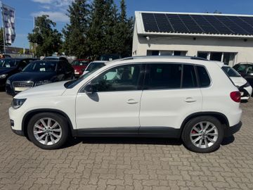 Volkswagen Tiguan - 5