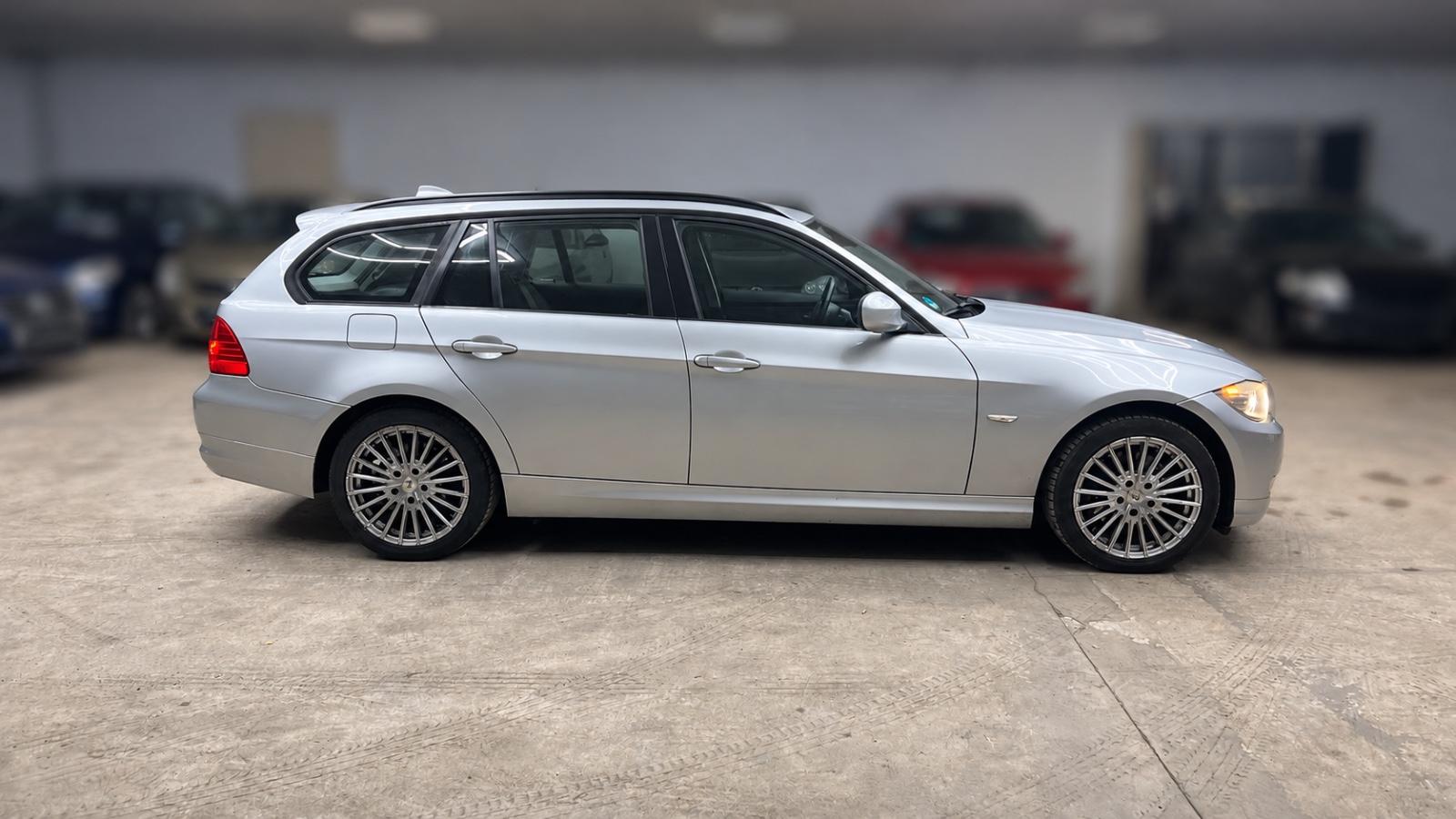 BMW 318 2010 — engine 1.995 cm³, 143 HP (105kW)
