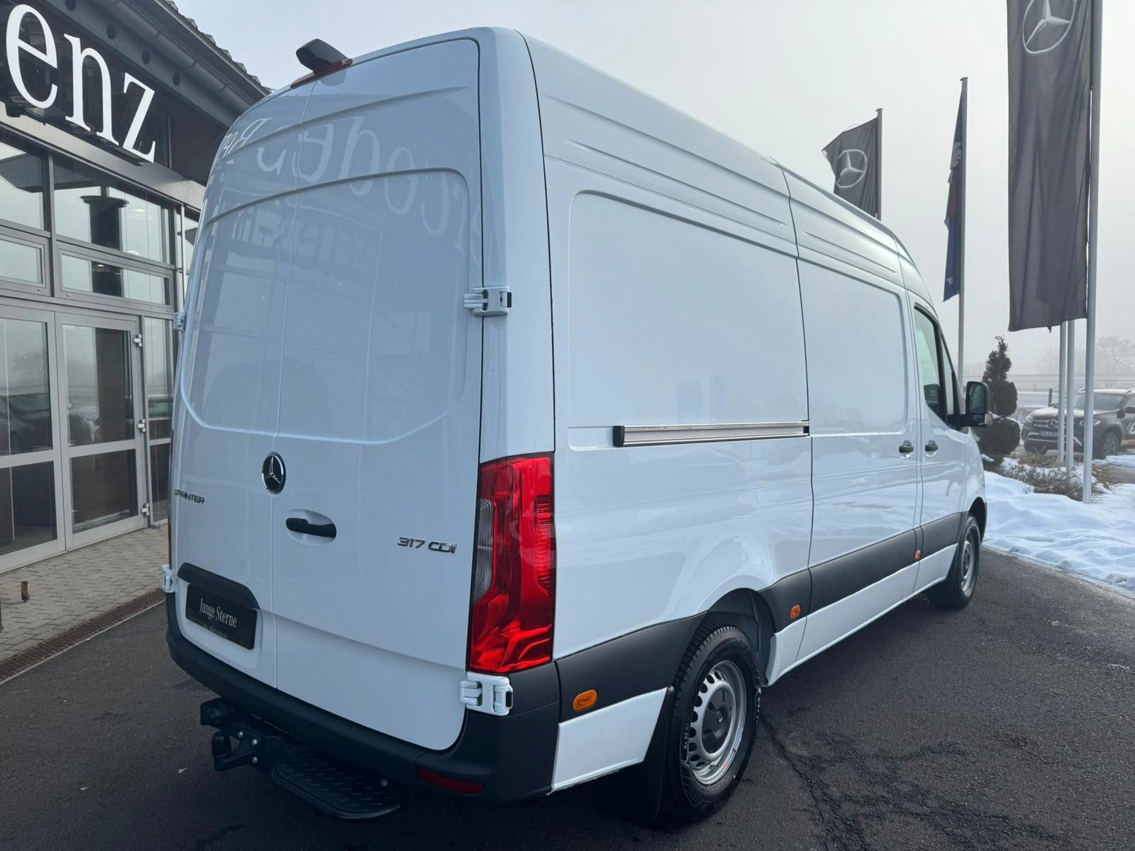 Fahrzeugabbildung Mercedes-Benz Sprinter 317 CDI 3665 9G AHK 3,5to Klima LED