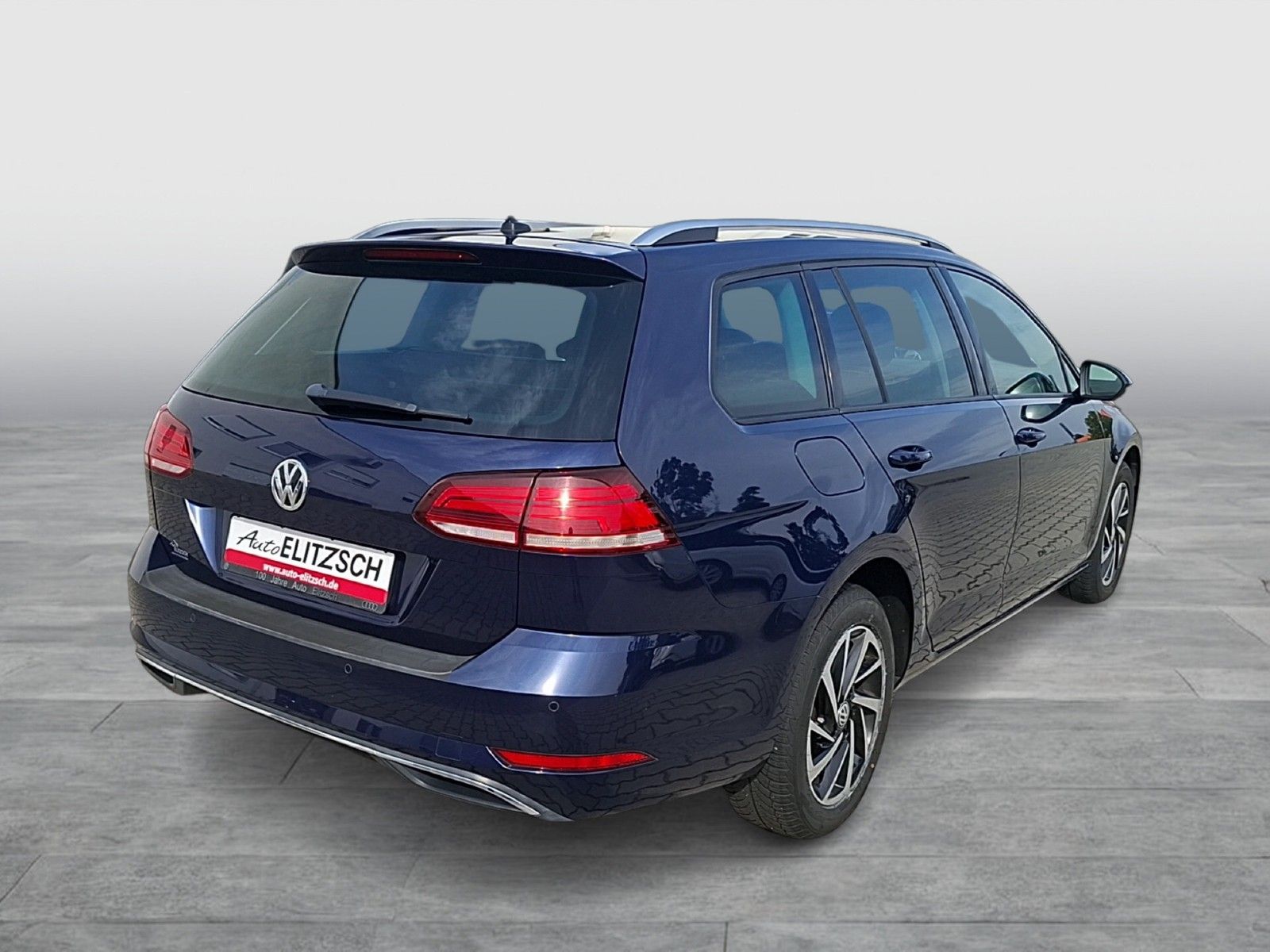 Fahrzeugabbildung Volkswagen Golf VII Variant TDI Join DSG Navi PDC SH LM