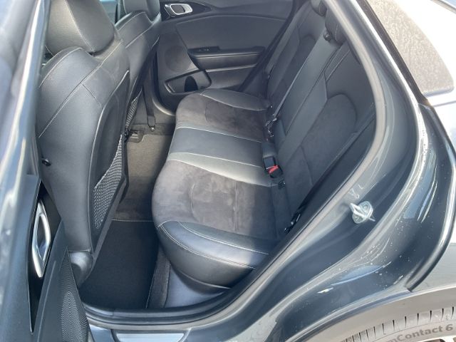 Fahrzeugabbildung Kia XCeed XCEED BLACK XDITION *NAVI* *SITZHEIZUNG* *