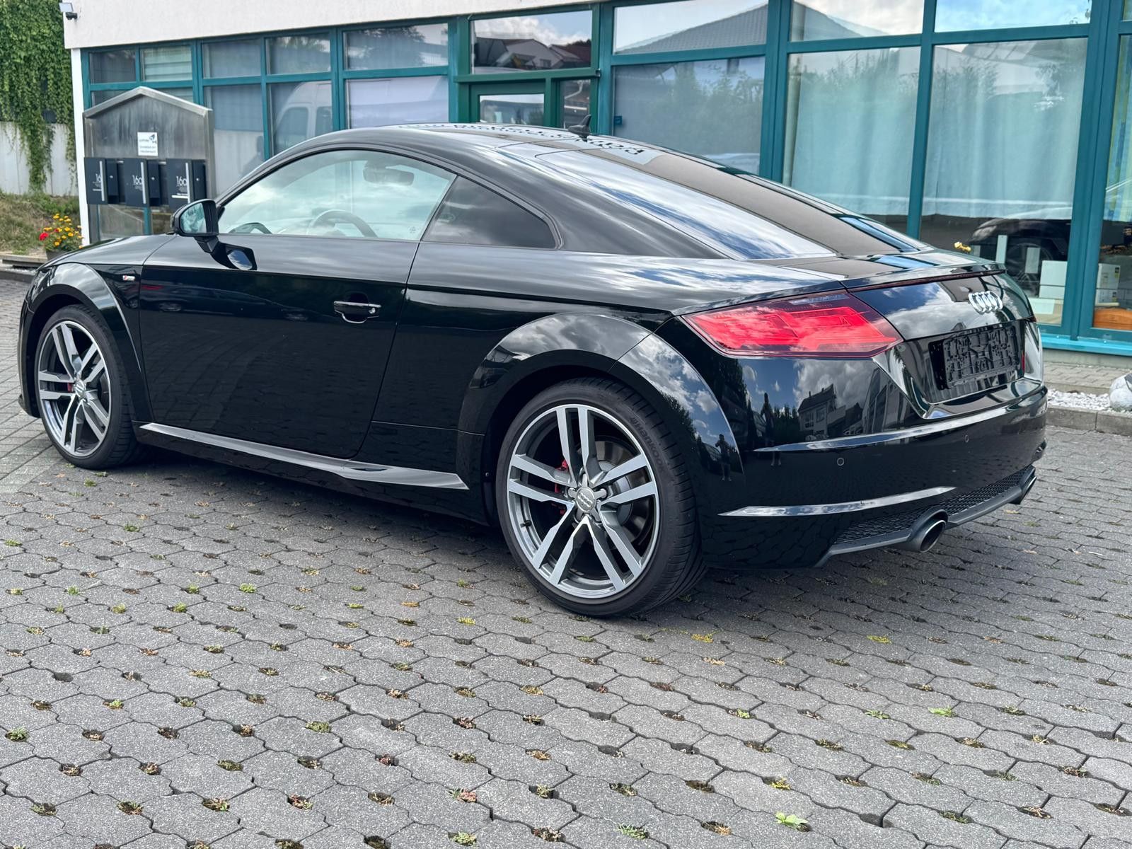 Fahrzeugabbildung Audi TT Coupe 2.0 TFSI S-Line VIRTUAL+XENO+SHZ+PDC+