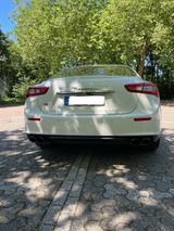 Maserati Ghibli 3.0 V6 S Q4 Automatik S - Maserati in Düsseldorf