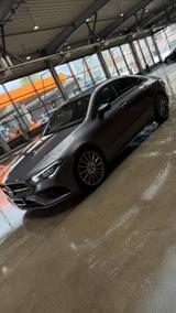 Mercedes-Benz CLA 200 Coupe, AMG LINE, NIGHT PAKET - Mercedes-Benz CLA 200: Von Privat