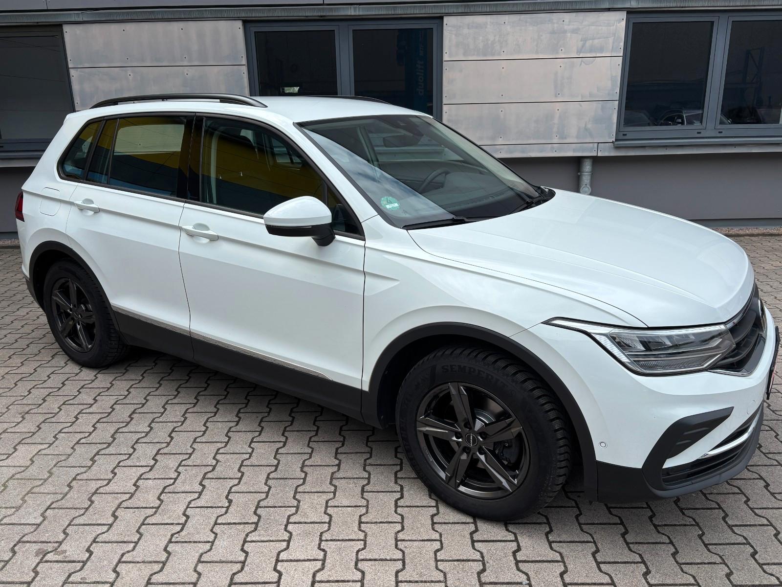 Volkswagen Tiguan Life Standheizung 8-fach bereift uvm