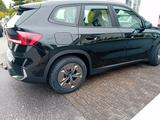 BMW iX1 xDrive30 - Navi - AHK - DR - SHZ - BMW iX1 von privat