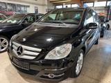 Mercedes-Benz B 180 CDI AUTOMATIK LEDER NAVI KLIMA PDC TOP GEP - Mercedes-Benz B 180 Gebrauchtwagen in Mönchengladbach