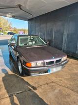 BMW 740i E38 H-Zulassung - BMW 740 Limousine E38 740i mit Benzin-Antrieb