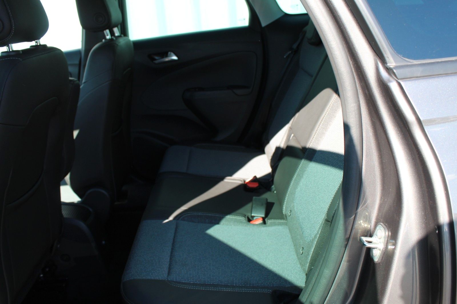 Fahrzeugabbildung Opel Crossland Elegace AHK*Navi*Winterpaket*Kamera