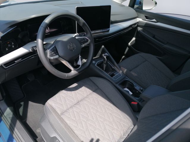 Golf VIII 1.5 TSI Life PANO+LED+17"+