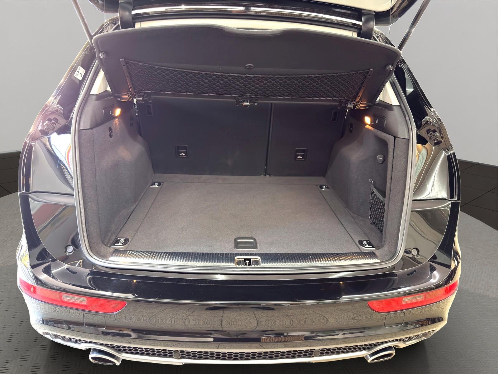 Audi Q5 2.0 TFSI Quattro*1.Hand*25.300Km*Audi Scheckh