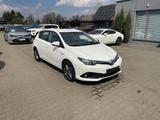 Toyota Auris Hybrid Edition-S+ 1,8-l-VVT-i - Toyota Auris Unfallwagen