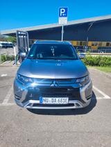 Mitsubishi Outlander Plug-In-Hybrid 2.4 224PS TOP  - graue Mitsubishi Plug-in Hybrid Outlander