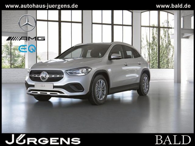 Mercedes-Benz GLA 200 d 4M Style/Navi/AHK/DAB/Temp/17''