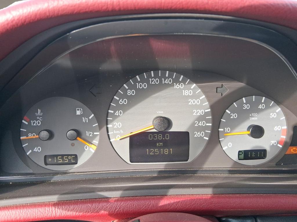 Mercedes-Benz CLK 200