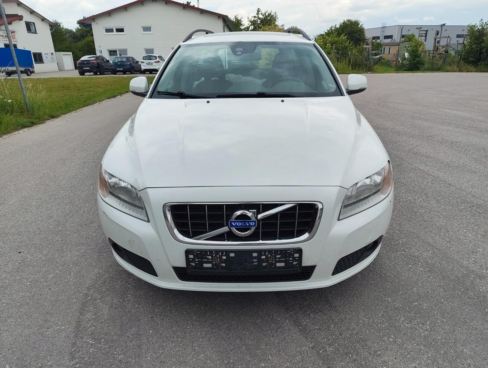Volvo V70 Kombi Momentum