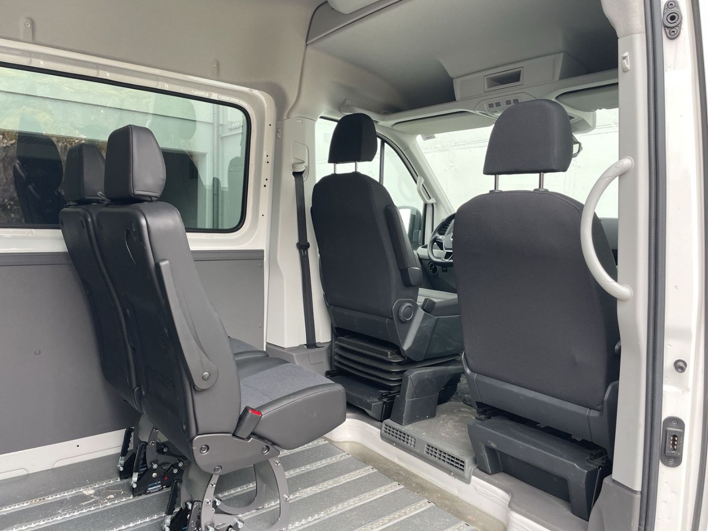 Crafter 35 2.0 TDI DSG 9-Sitzer/Kamera/Standhzg/