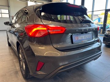 MYAUTOCENTER – Gebraucht- und Jahreswagen mit Werkstattservice in Pfaffenhofen Ford Focus *KEYLES*HEAD-UP*LKHZ*2-ZONEN*ACC*VOLL*