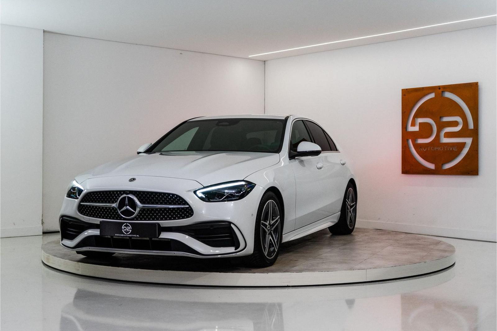 Mercedes-Benz C 180 AMG Line 170PK | Sfeer | Carplay | Leder |