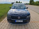 Volkswagen Tiguan 2.0 TSI 220 PS DSG 4MOTION Highline Hi... - VW Tiguan von privat