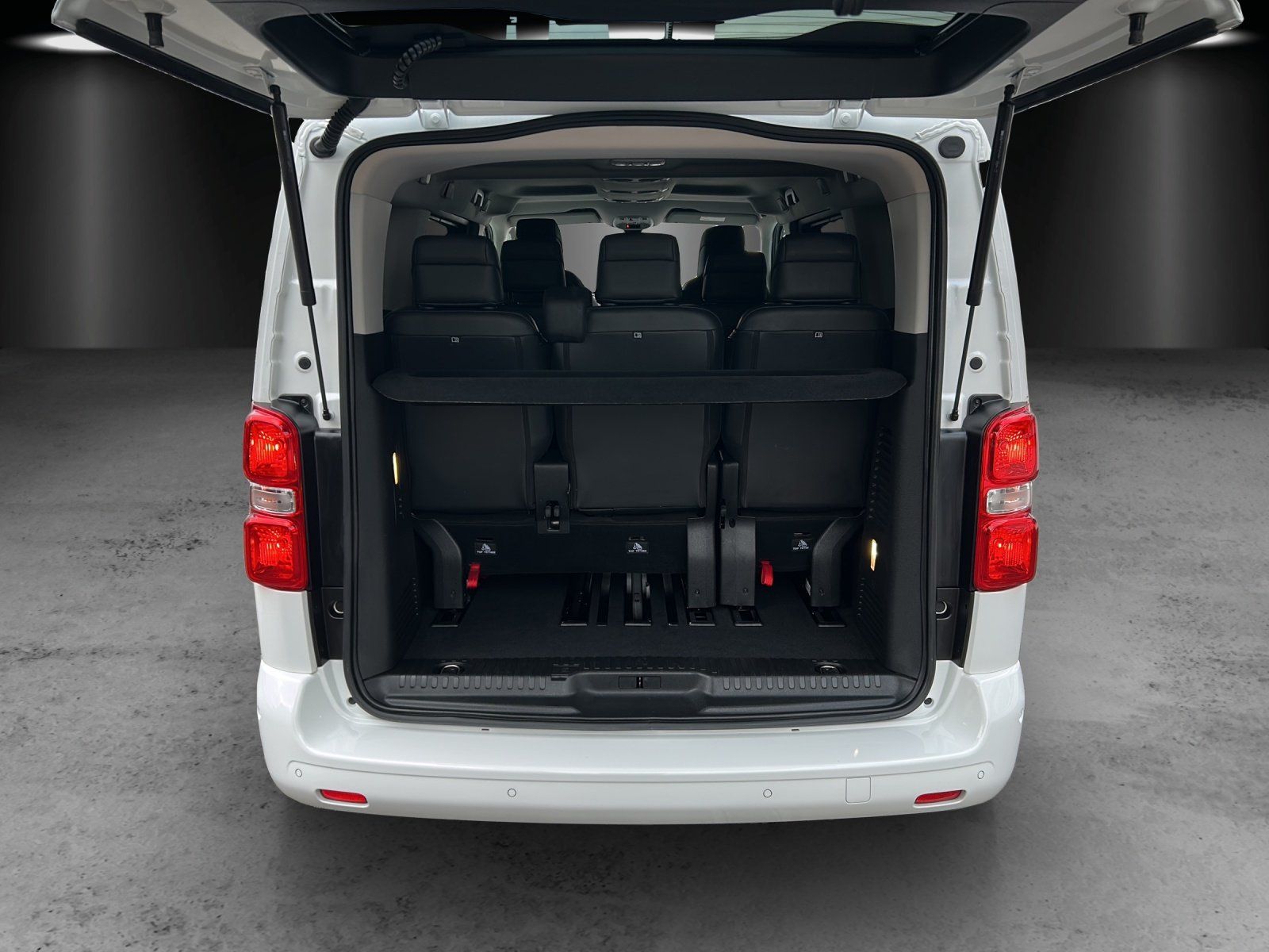 Fahrzeugabbildung Opel Zafira Life 2.0 D M Tourer (L2)/KAMERA/ACC/AHK/