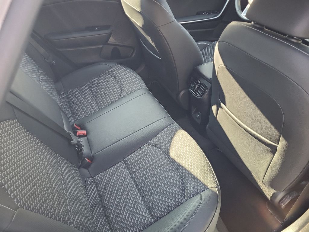 Fahrzeugabbildung Kia Xceed 1.5 T-GDI DCT Vision KOMFORT PAKET