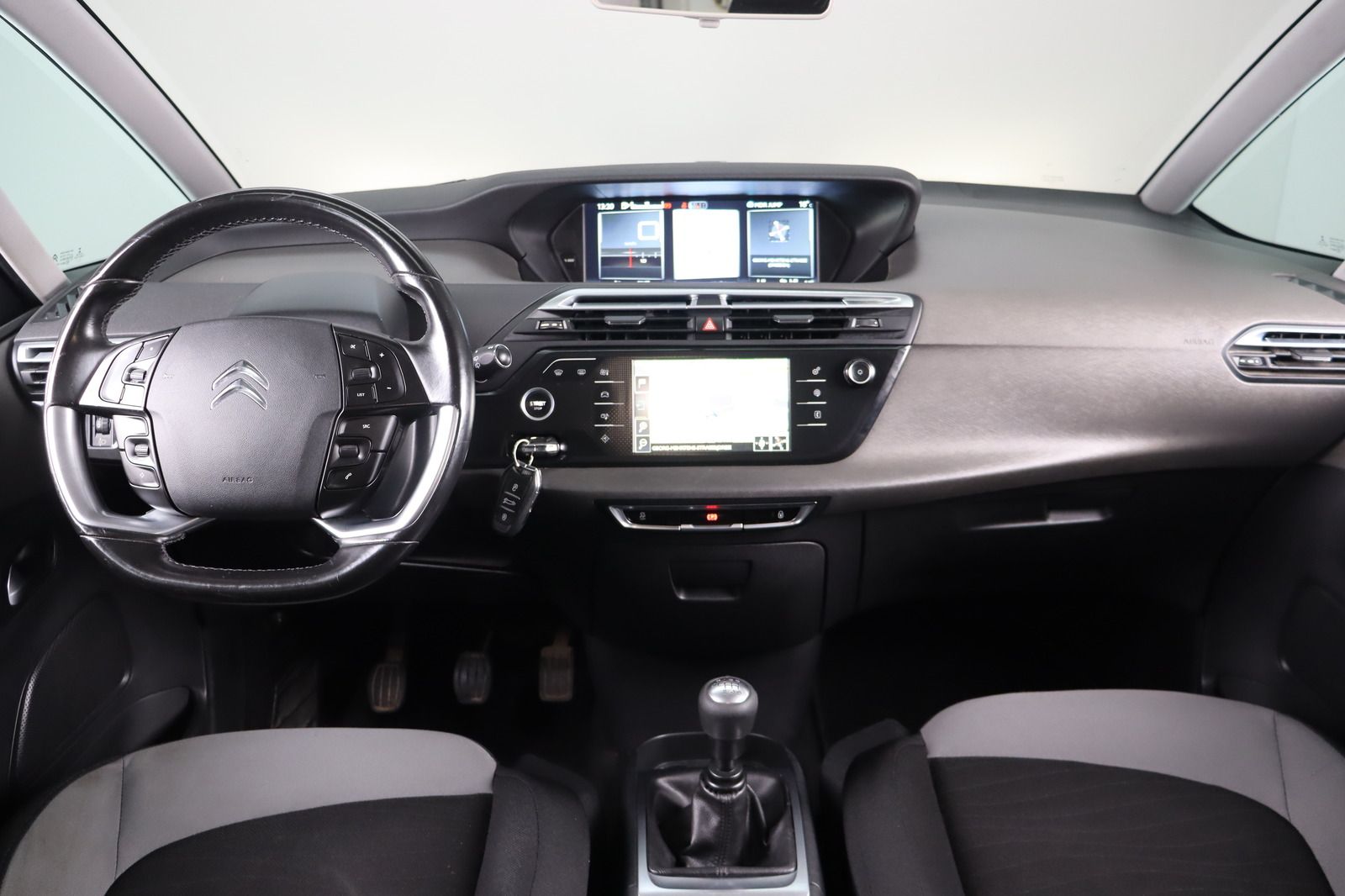 Fahrzeugabbildung Citroën Grand C4 Picasso 7-Sitzer * RFK * Navi * AHK