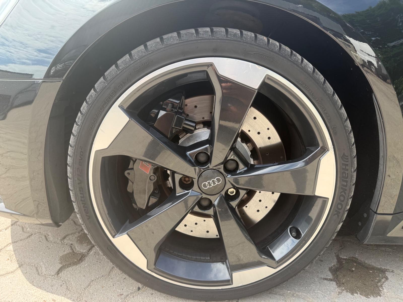 Audi RS3 Sportback 2.5 TFSI 367 ch BVA quattro / Toit panoramique / Magnetic Ride / Cuir Nappa / Jantes 19"