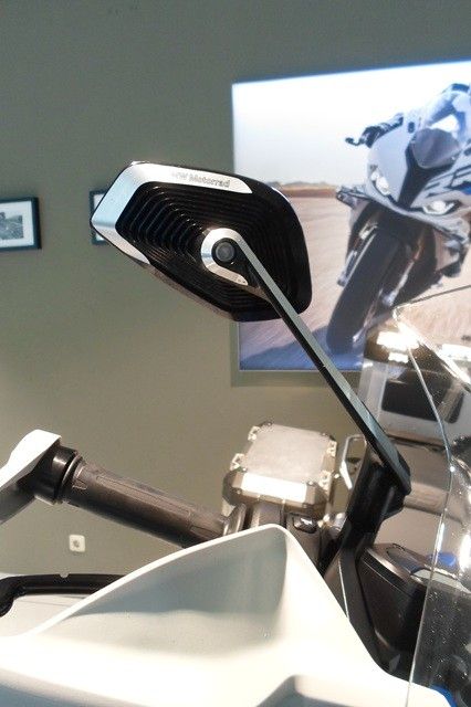 Fahrzeugabbildung BMW R1250GS ADV mit Koffer & Frästeile Paket