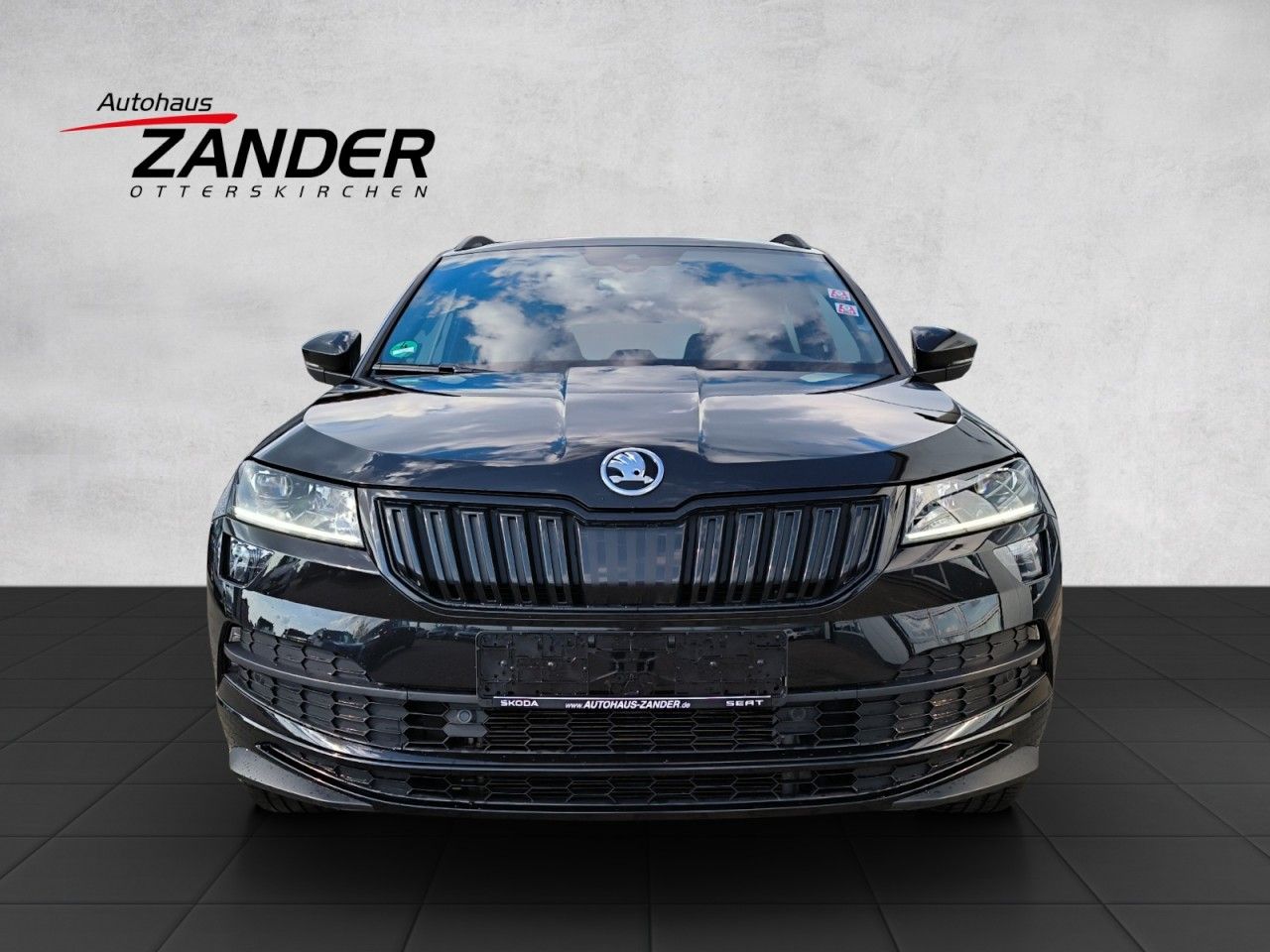 Fahrzeugabbildung SKODA Karoq Sportline 4x4 DSG,Navi,LED,SHZ