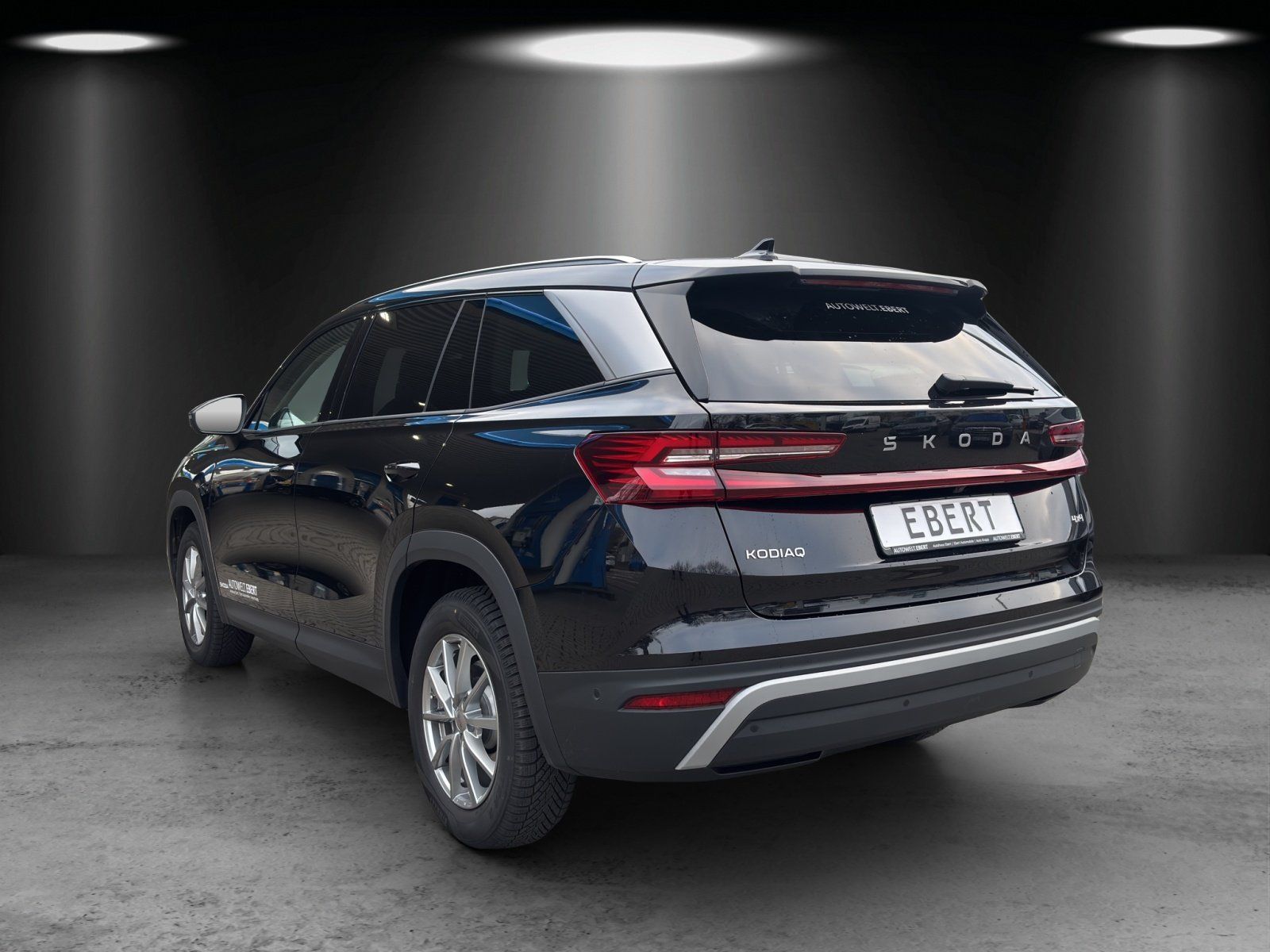 Fahrzeugabbildung SKODA Kodiaq Selection 2,0TDI 142kWDSG4x4 AHK/HUD/Pano