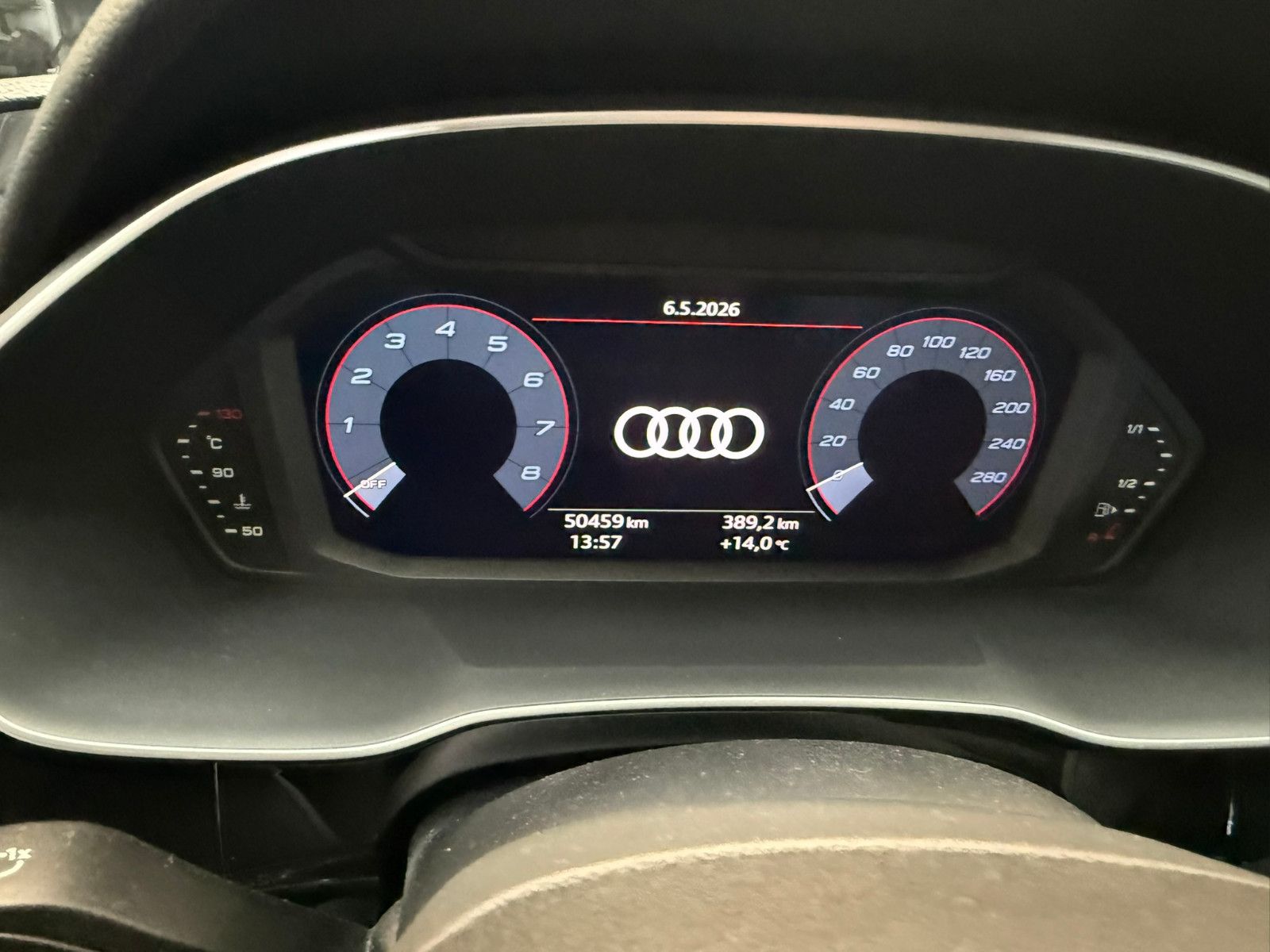 Fahrzeugabbildung Audi Q3 40 TFSI quattro advanced