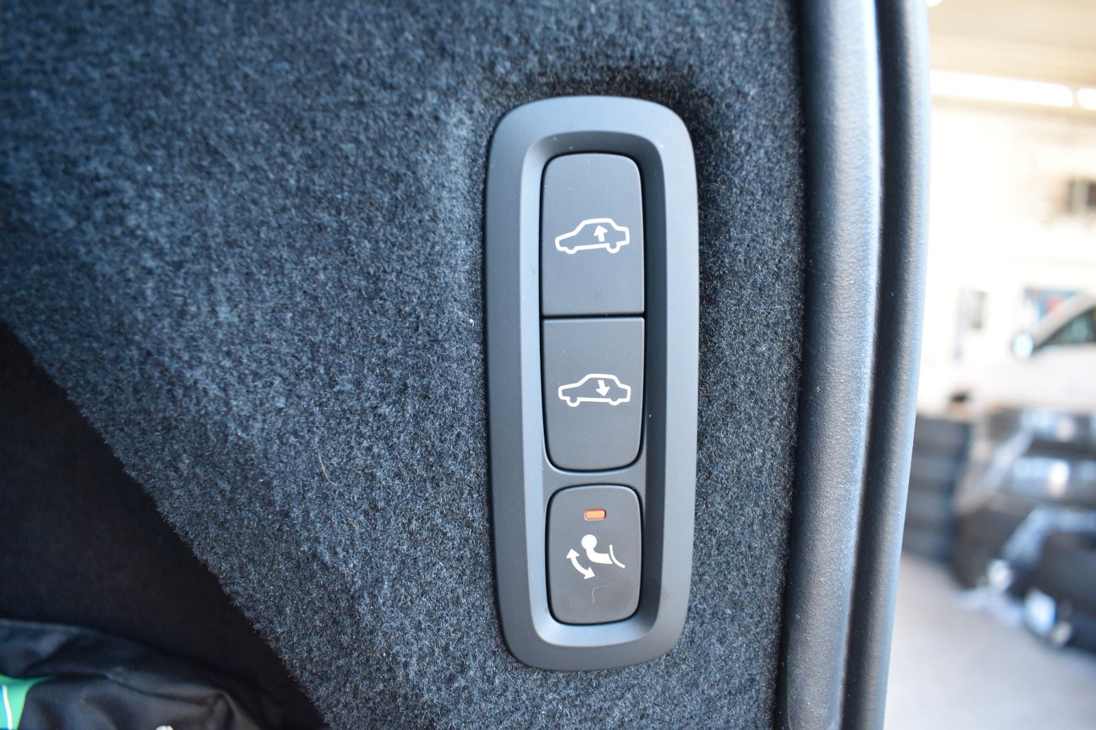 Fahrzeugabbildung Volvo XC90 B5 D AWD Ultimate Dark*STDHZG*LUFT*360°*ACC