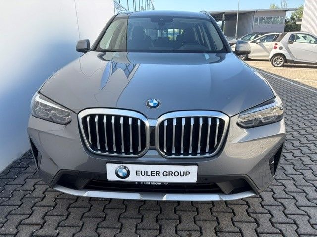 BMW X3 xDrive 20iA HUD AHK-el. klappb. AHK-klappbar foto 2