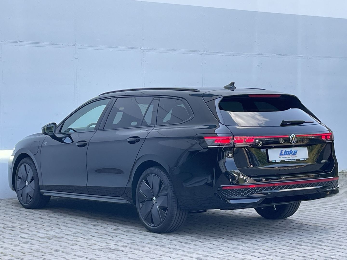 Passat Variant R-Line Signature 1.5 TSI eHybrid