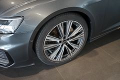 AUDI A6 Avant 45 TFSI quattro | S line | B&O | AHK AUDI A6 Avant 45 TFSI quattro | S line | B&O | AHK