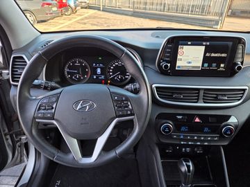 Hyundai TUCSON - 10