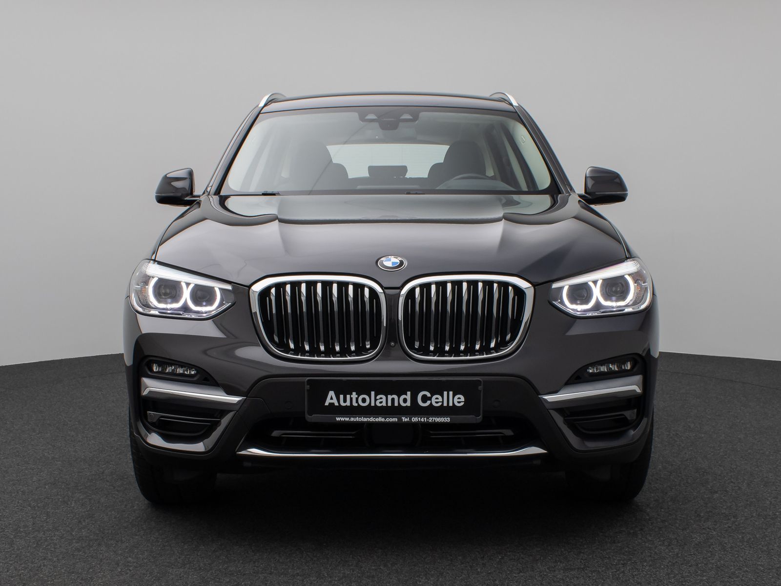 Fahrzeugabbildung BMW X3 xD30d LuxuryLine 360°HUD DAB HiFi AHK Komfort