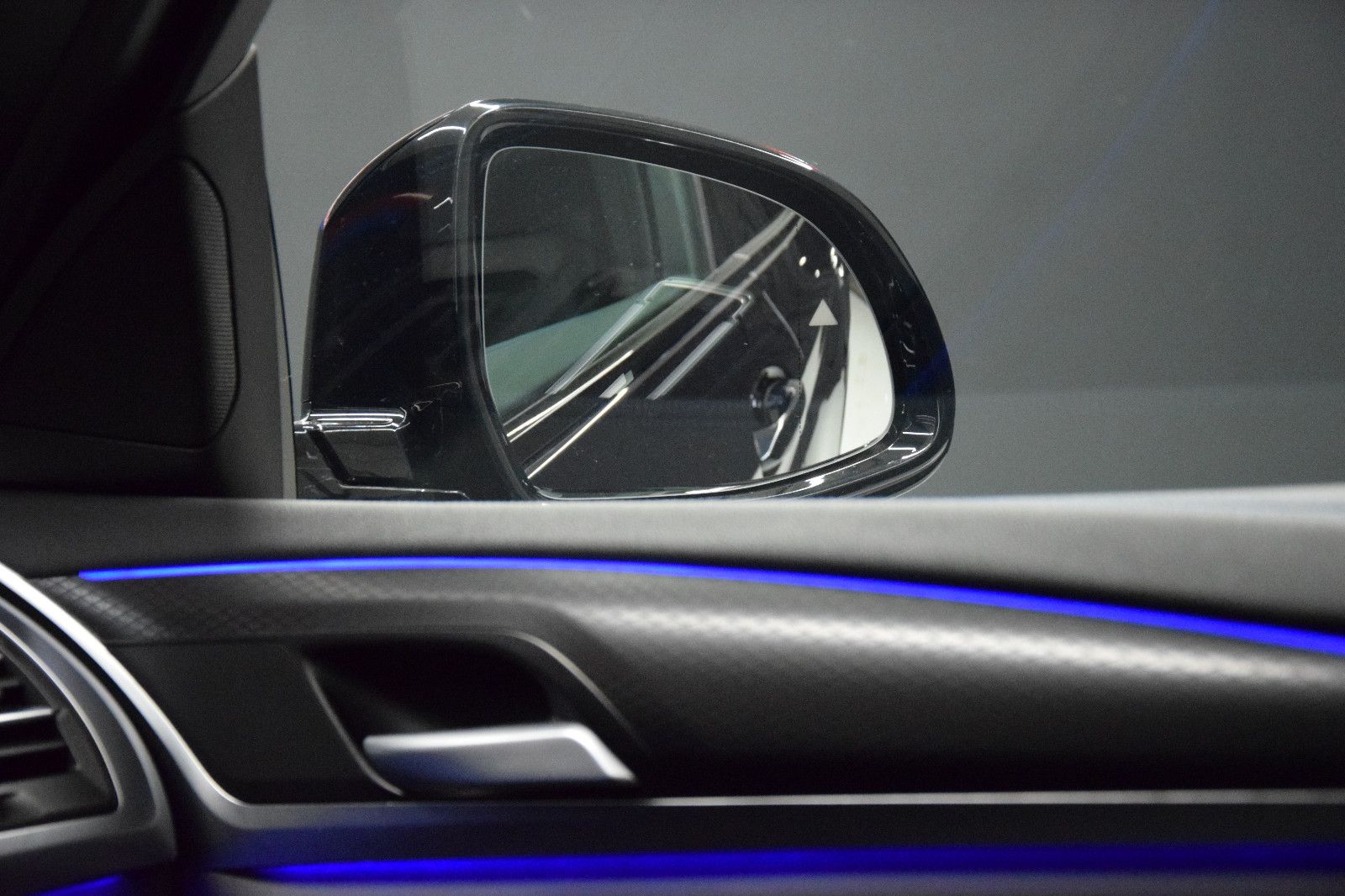 Fahrzeugabbildung BMW X4 xDrive 30 d M Sport Pano HuD Laser ACC AHK