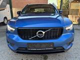 Volvo XC40 R Design AWD Panoramadach - Volvo: Allradantrieb