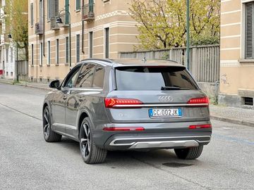 Audi Q7 - 5