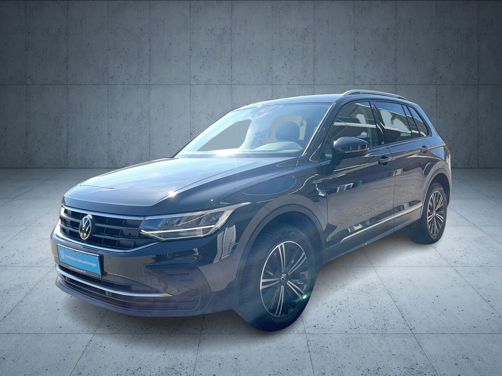 Volkswagen Tiguan Active Hybrid DSG R-KAMERA NAVI ACC LED foto 2