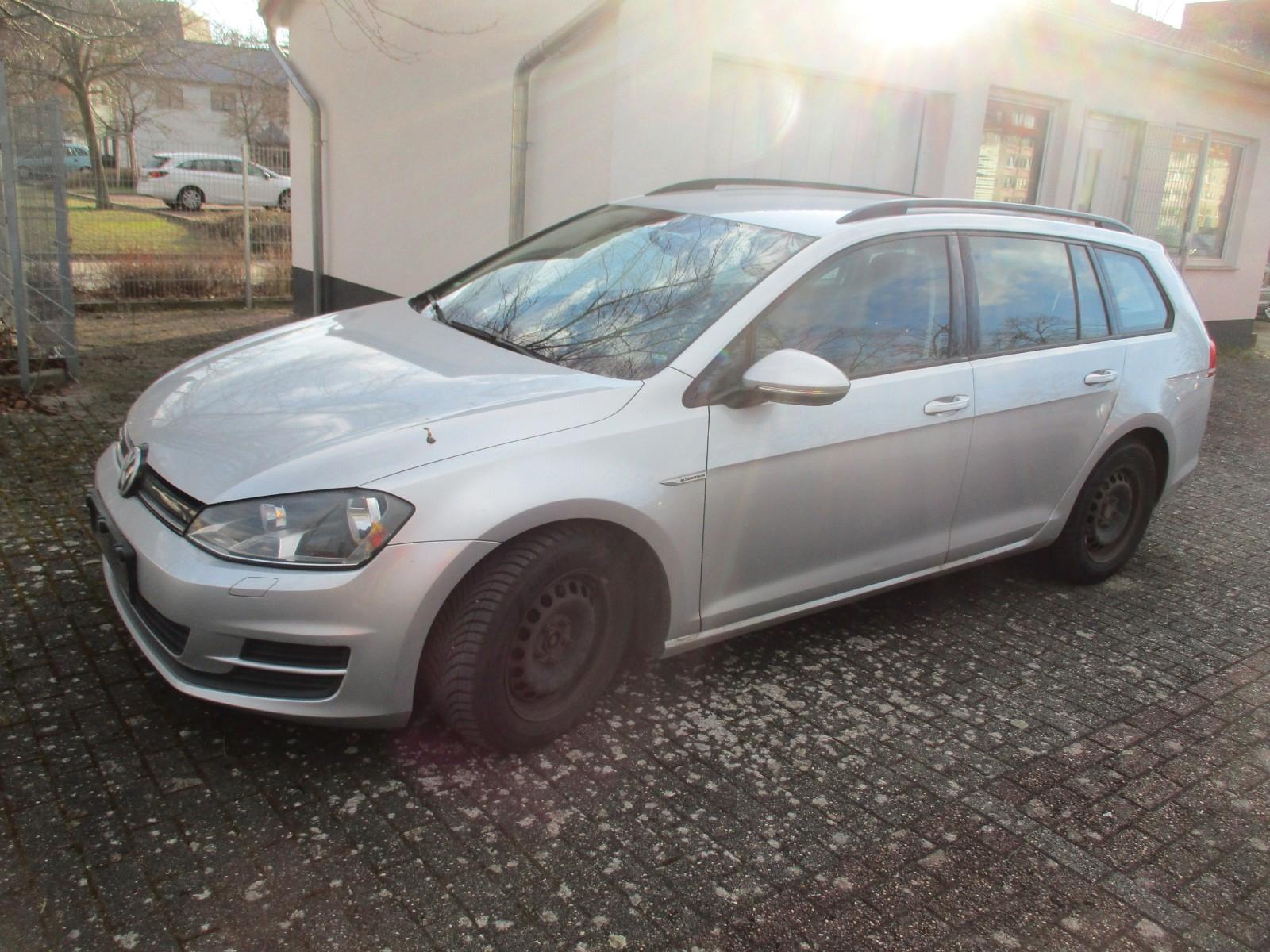 Volkswagen Golf 1.6 BlueTDI Comfortline Variant , Navi