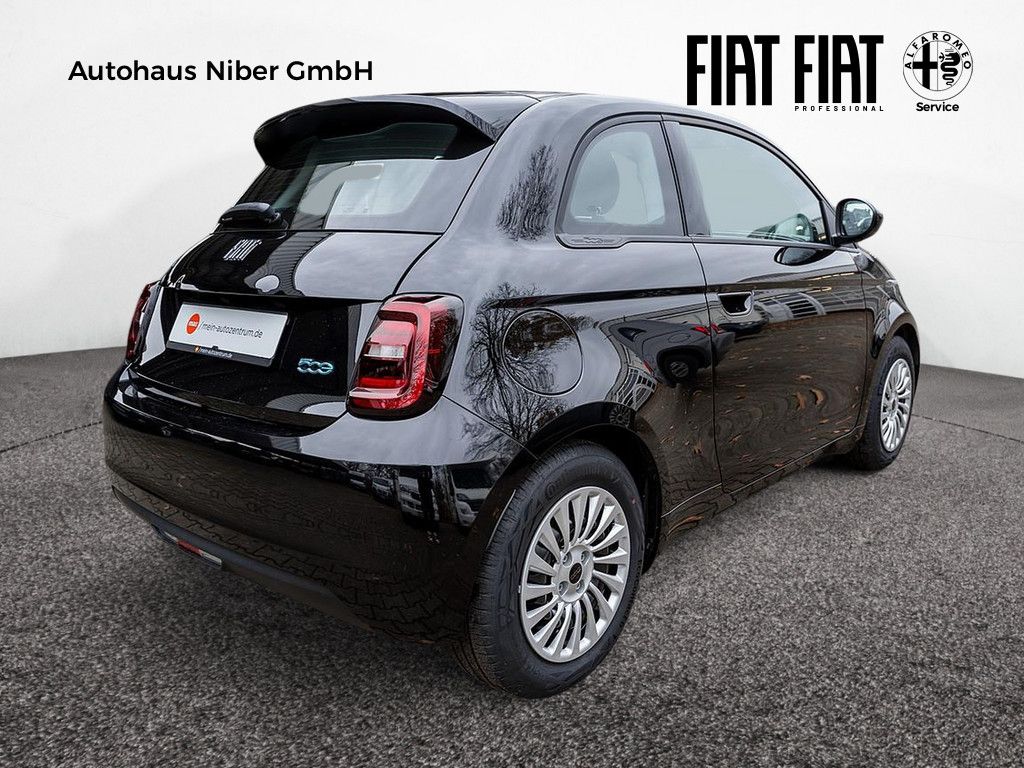 Fahrzeugabbildung Fiat 500e Action 23,8 kWh KLIMA BLUETOOTH