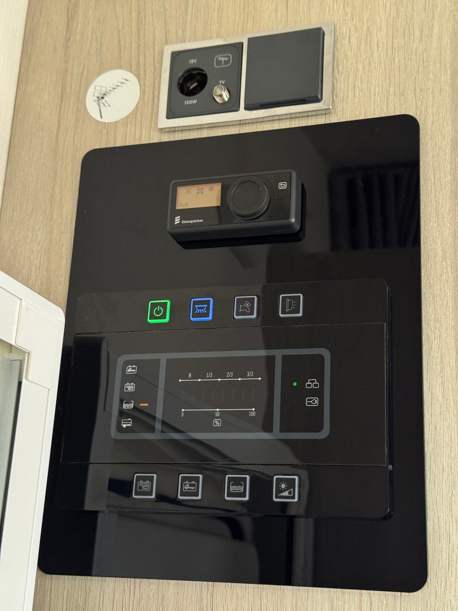 Fahrzeugabbildung Chausson Alkoven C714 GA VIP M20 FIAT DUCATO MAXI SOLAR