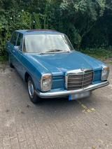 Mercedes-Benz Mercedes W115/8 220D - Mercedes-Benz 220: W115 220d