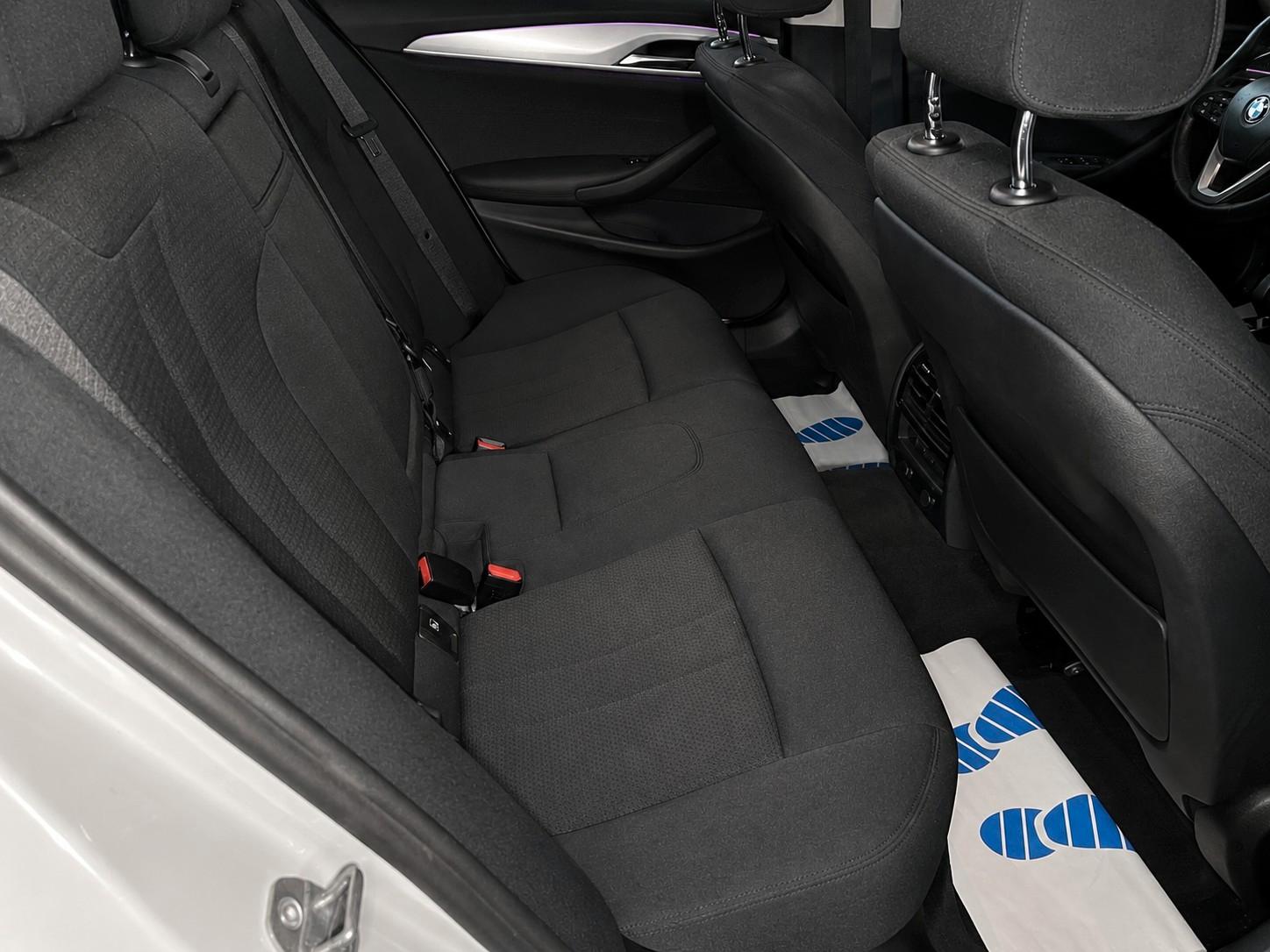 BMW 530 5 Limousine 530 e Hybrid, Navi, Kamera,LED